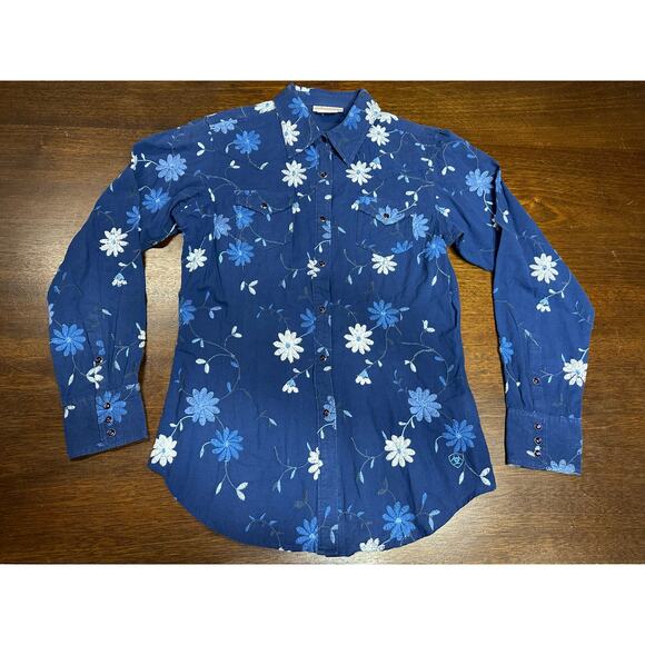 Ariat Floral All Over Embroidered Top Women Medium Blue Neutral Cowgirl Western - Picture 1 of 11
